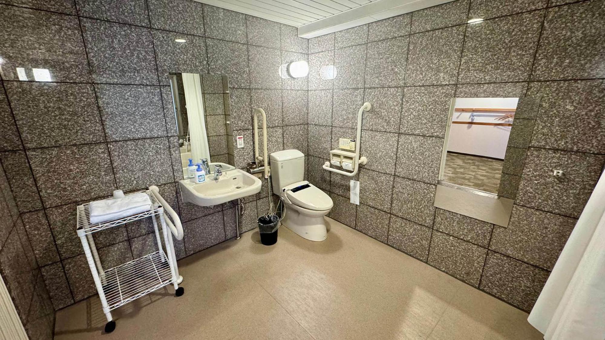 Toyoko Inn Shin-Yokohama Ekimae Honkan מראה חיצוני תמונה
